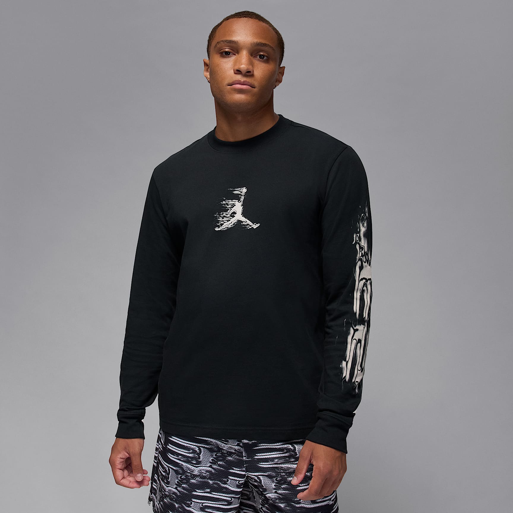 ジョーダン　ロングスリーブTシャツ NIKE公式】ジョーダン スポーツ メンズ Dri-FIT ロングスリーブ T